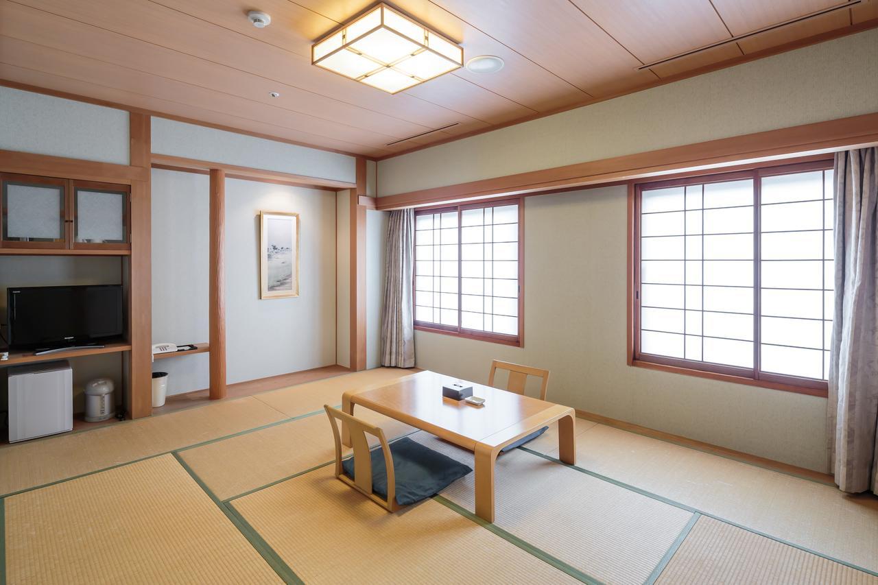 Hotel Mystays Matsuyama Мацуяма Екстериор снимка